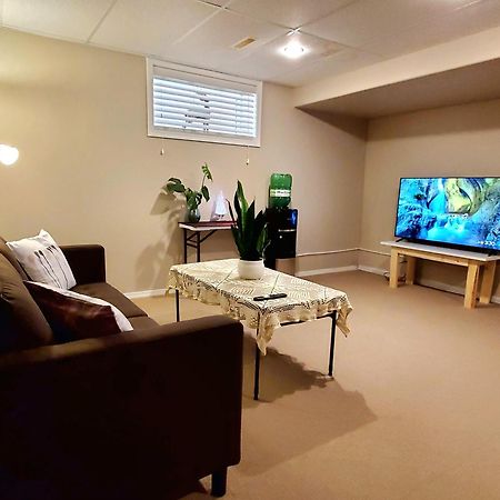 Saskatoon Lashyn Cove Homestay Eksteriør bilde